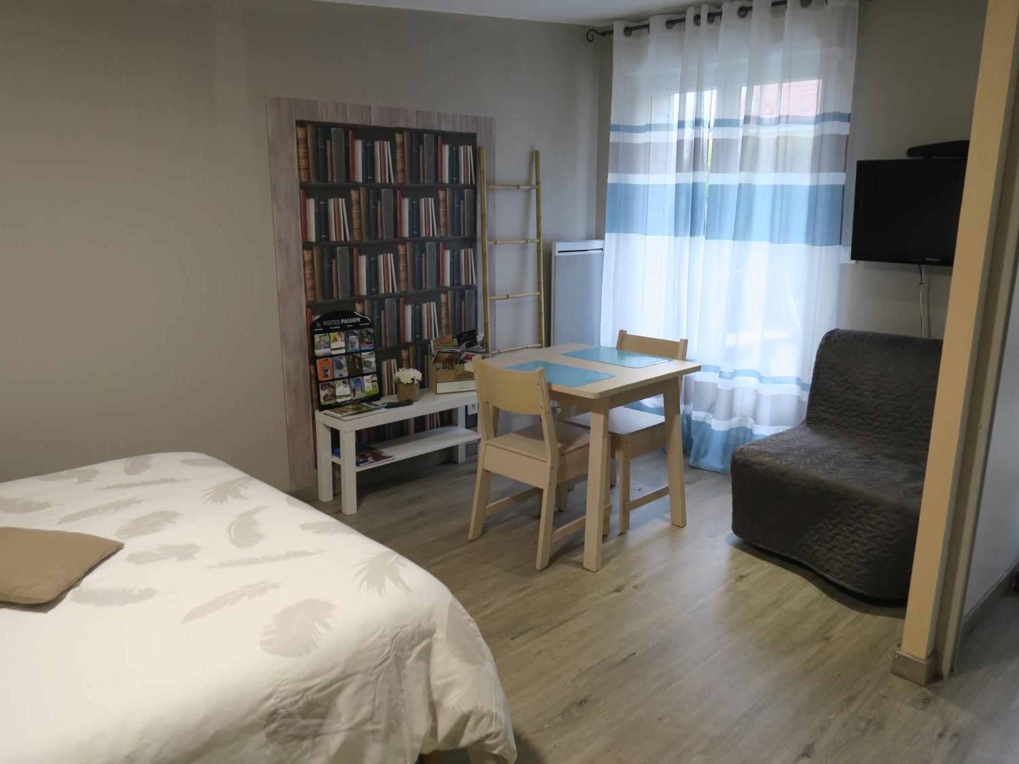 Les Collinades De Chalons Hotel Екстериор снимка